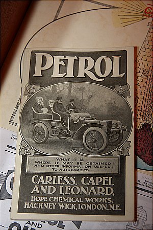 CARLESS PETROL BROCHURE 1904 - click to enlarge